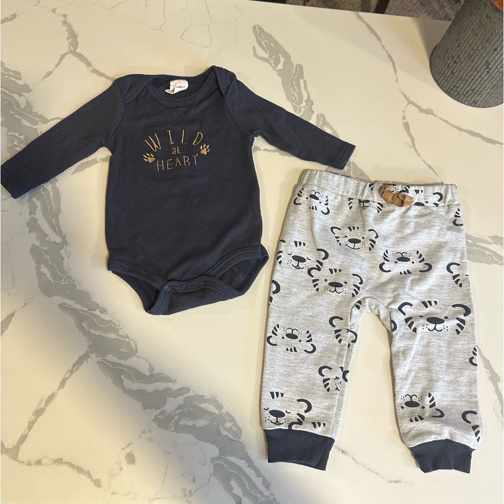 Bon Bebe Baby Boy 2 Piece Outfit Size 3-6 Months